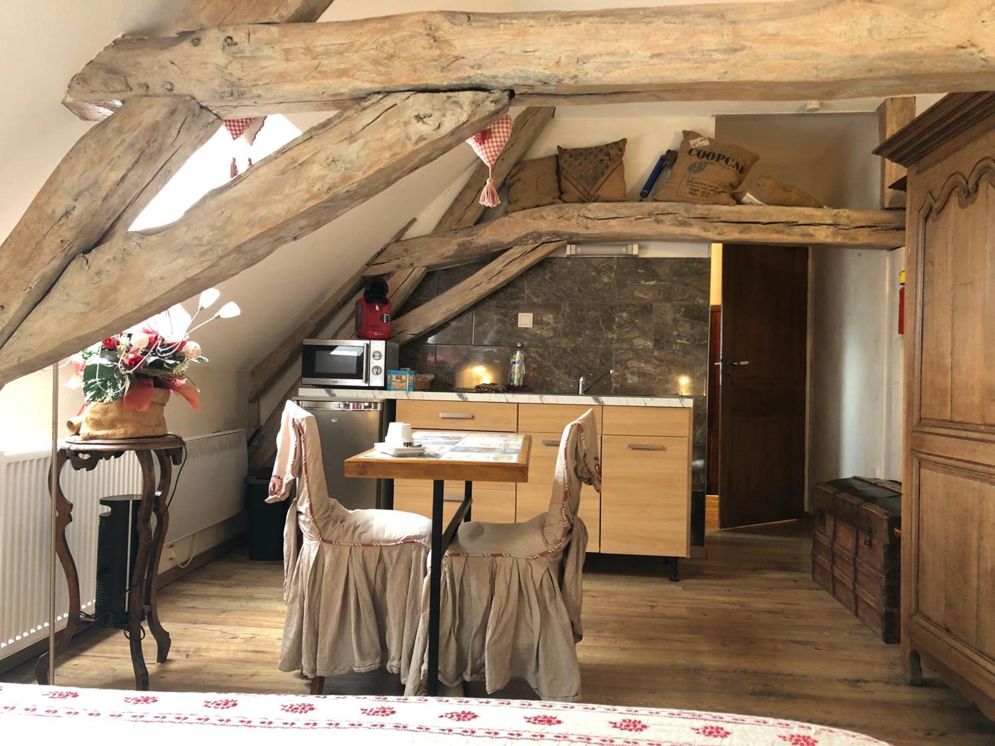 Aux Logis De La Solre Bed & Breakfast Ferriere-la-Petite Exterior photo