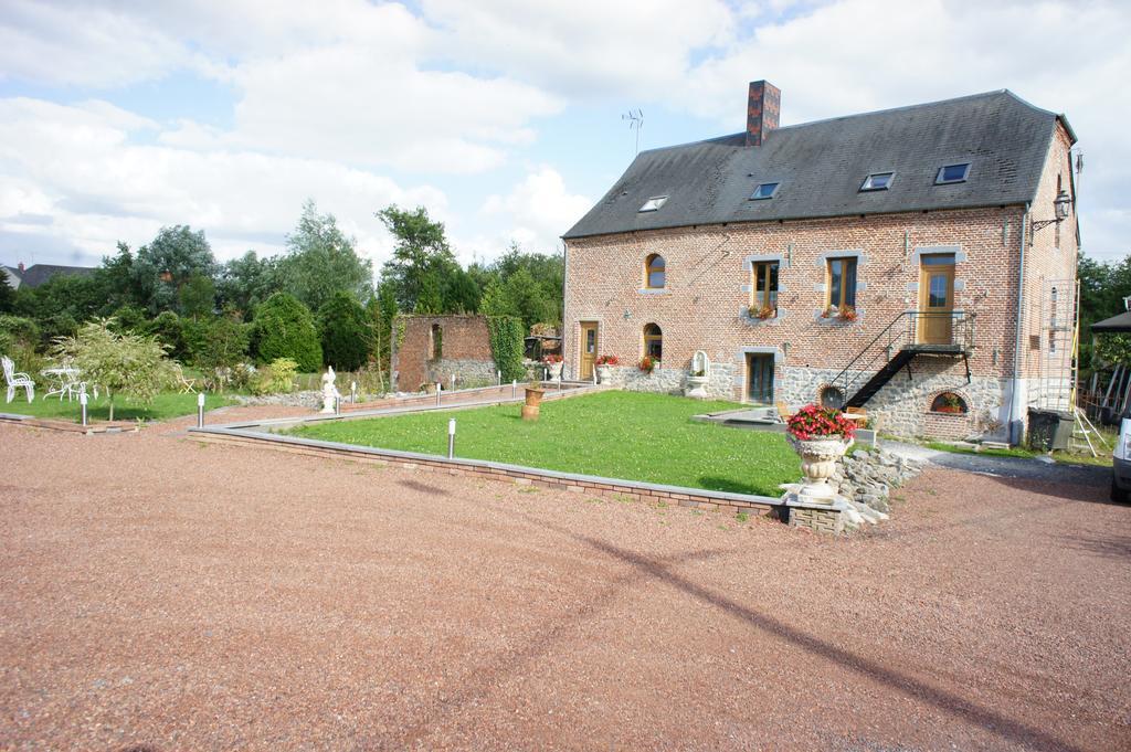 Aux Logis De La Solre Bed & Breakfast Ferriere-la-Petite Exterior photo