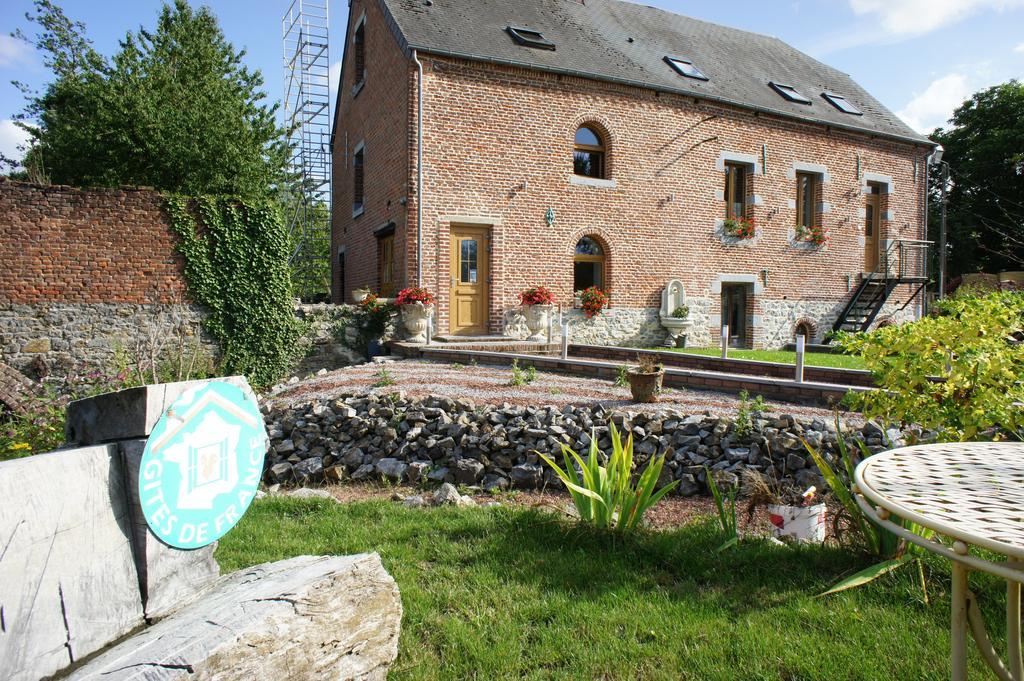 Aux Logis De La Solre Bed & Breakfast Ferriere-la-Petite Exterior photo
