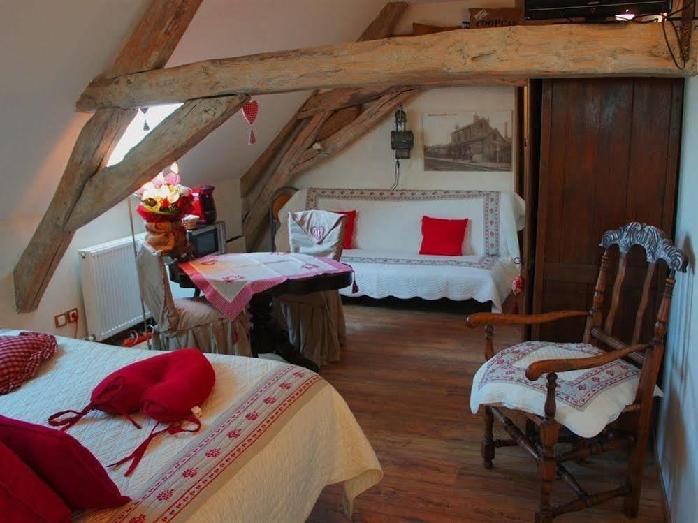 Aux Logis De La Solre Bed & Breakfast Ferriere-la-Petite Exterior photo